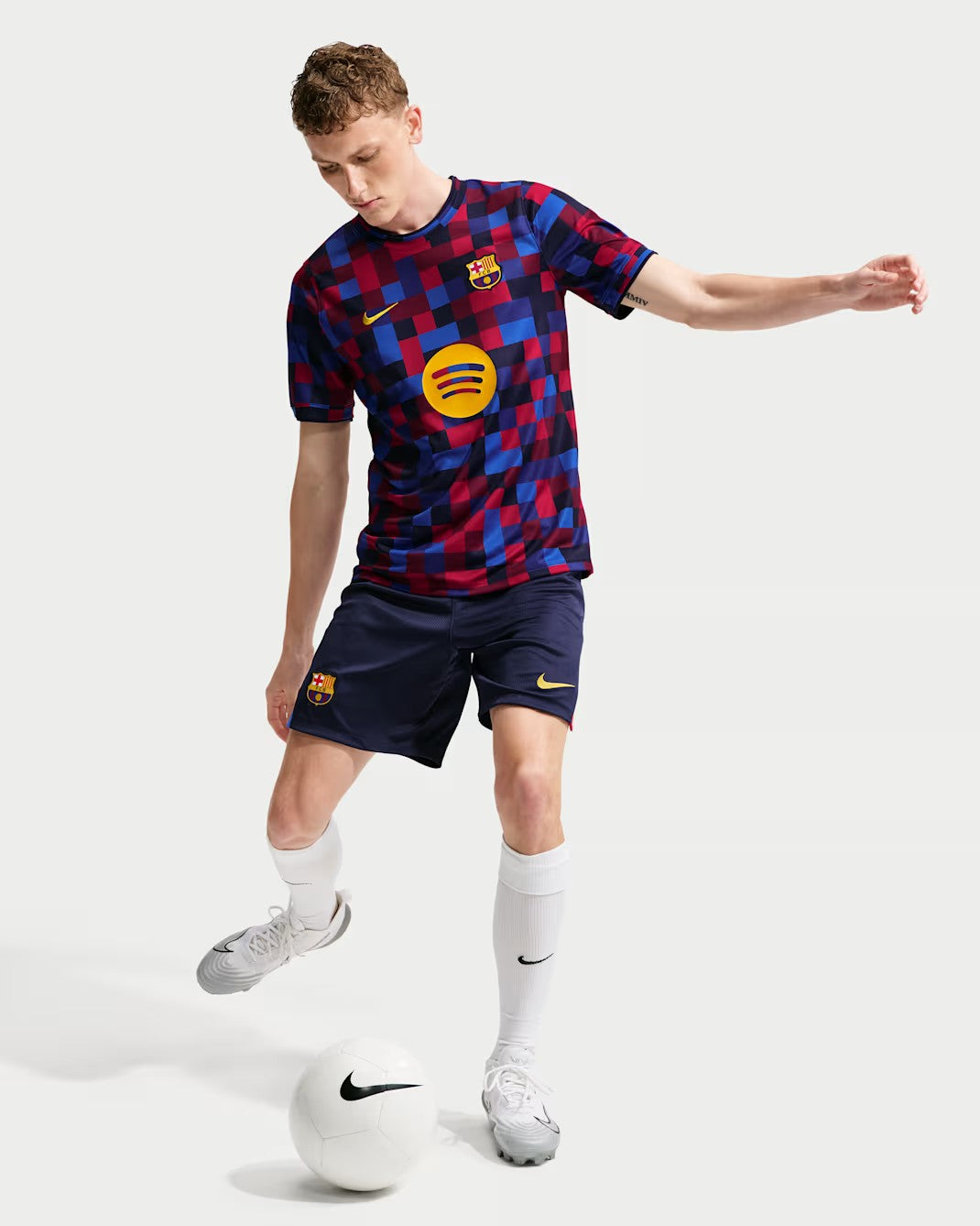 Barcelona Pre-Match Jersey 2026/27