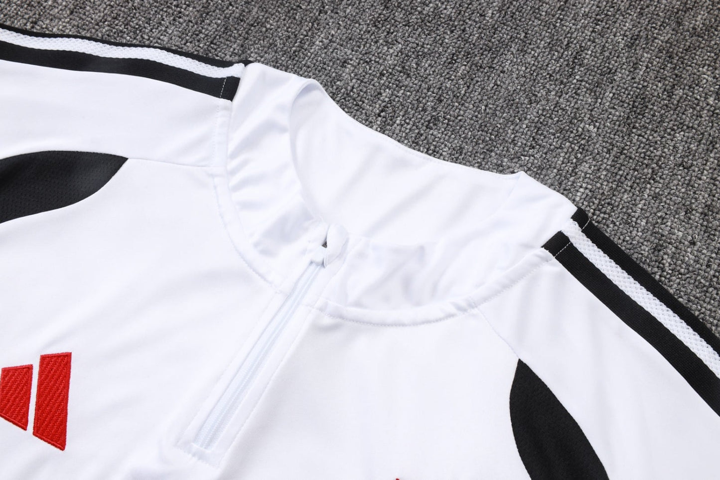 Liverpool Tracksuit 26/27