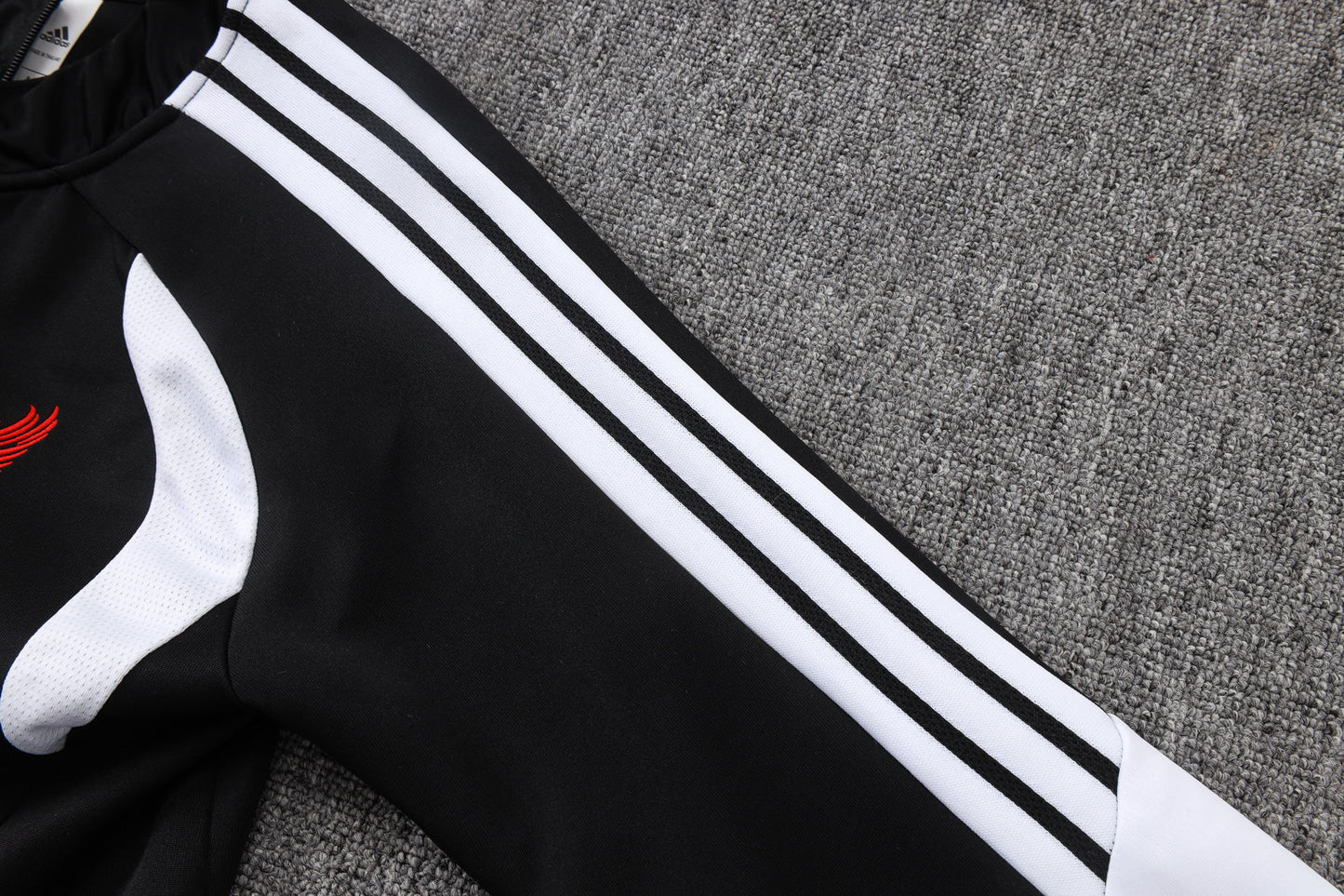 Liverpool Tracksuit 26/27